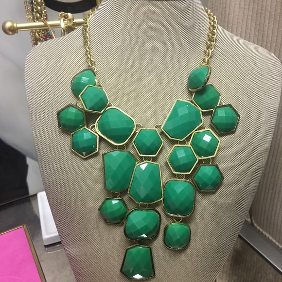 Fashion Necklace - Picture 2 of 3